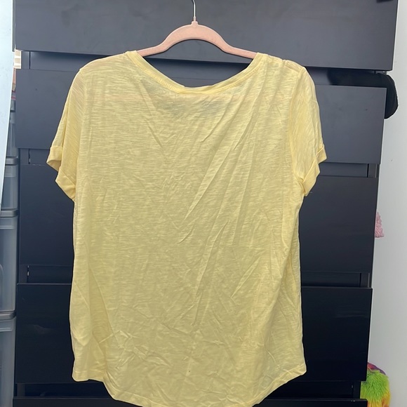 Yellow T-shirt - Picture 2 of 2